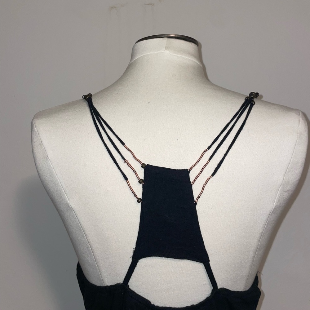 Women’s Sanctuary sleeveless shirt with metal embellishments. Size M